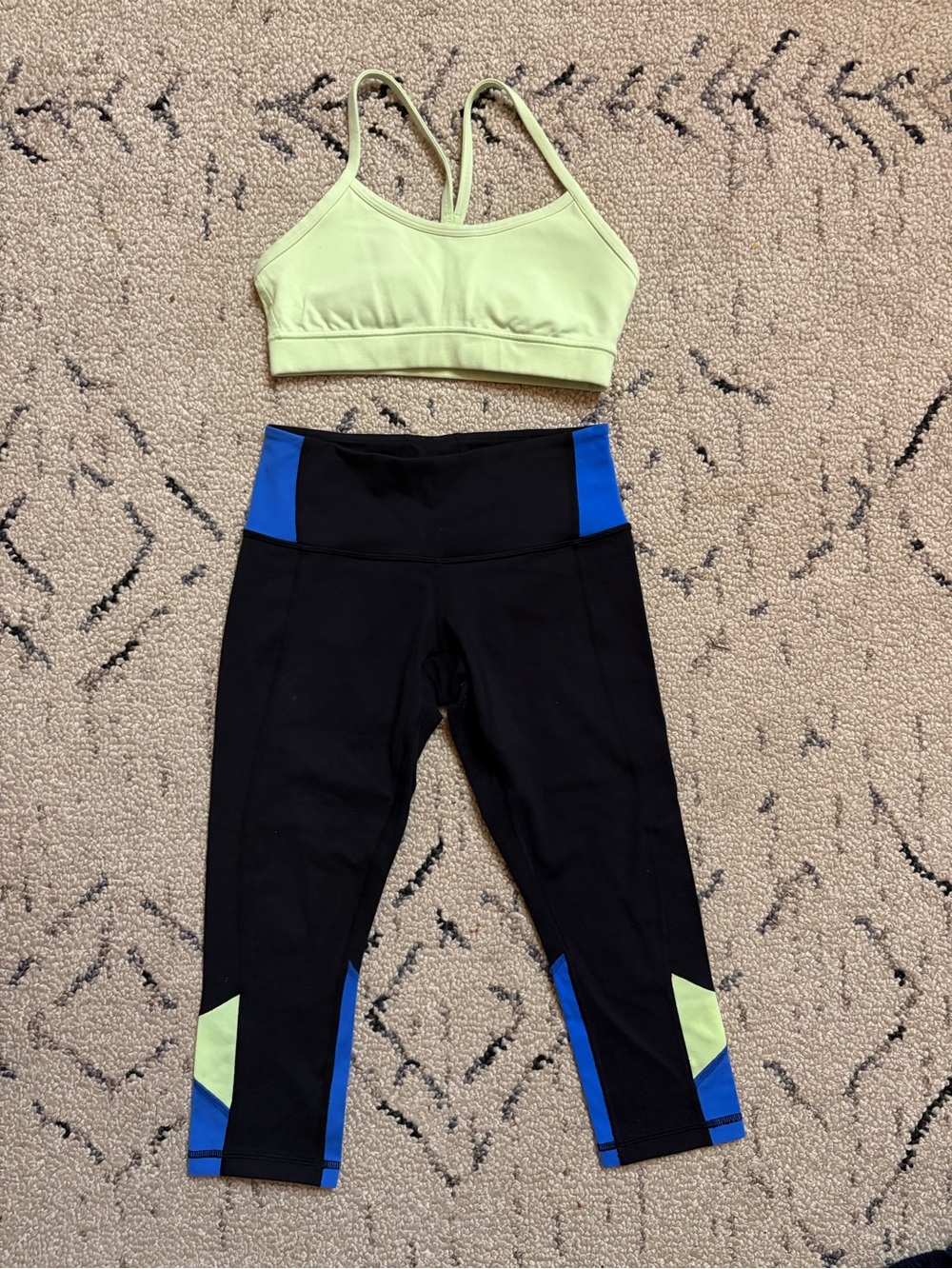Lululemon set sz 4